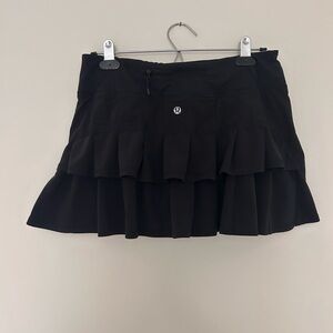 Lululemon Run Pace Setter Skirt in black